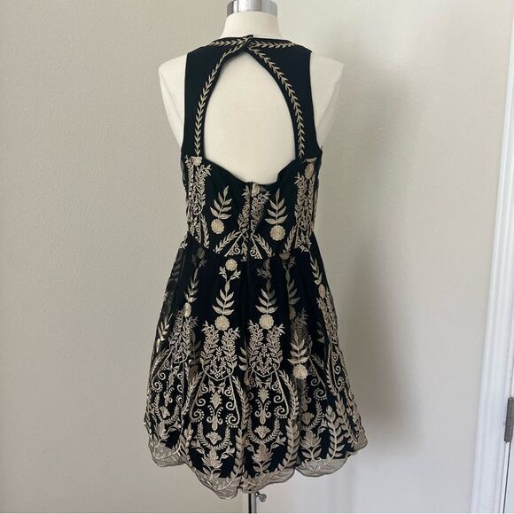 Altard State Elegant Black and Gold Embroidered Dress M - Picture 4 of 7